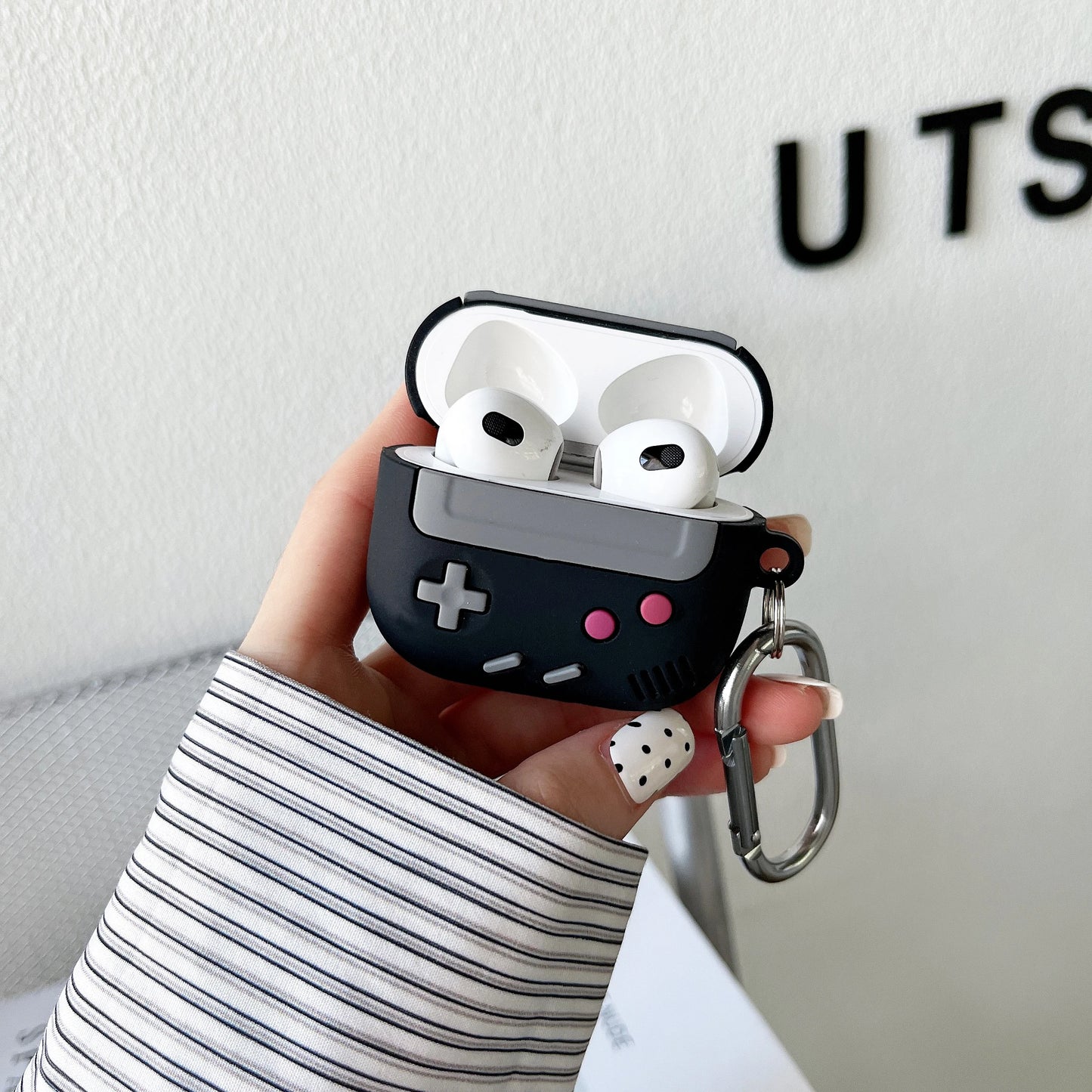 Game Boy AirPods Case