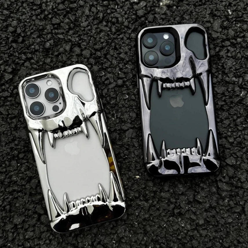 Luxury Tiger Tooth Skull Case