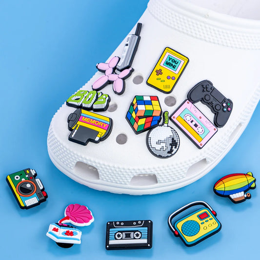 Retro Style Shoe Charms Set (16pcs)