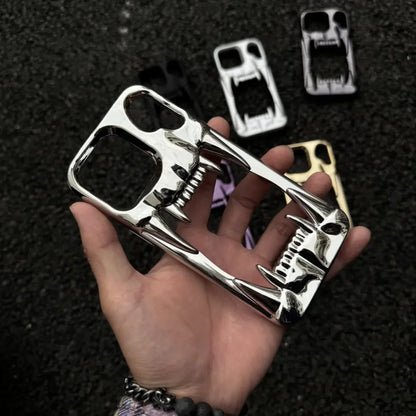 Luxury Tiger Tooth Skull Case