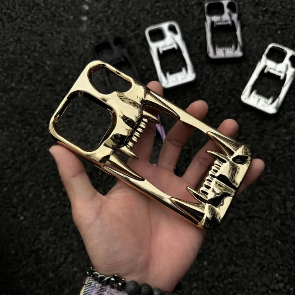 Luxury Tiger Tooth Skull Case